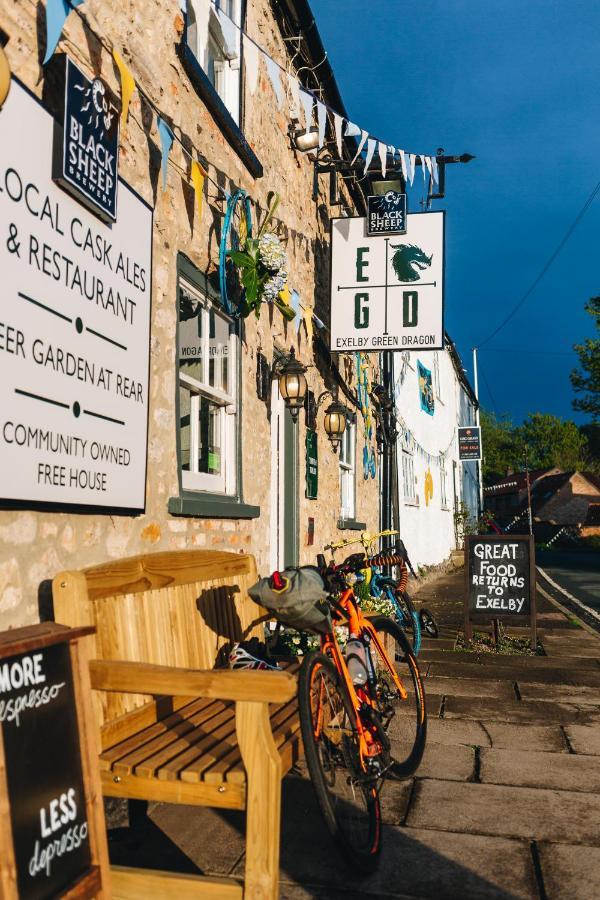 Exelby Green Dragon Leeming Bar Exteriér fotografie
